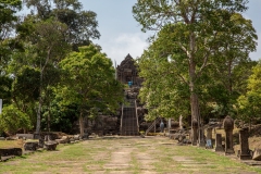The long slow climb to Preah Vihear. April 5, 2019.